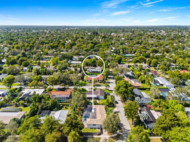 Palmetto Bay,Florida 33158,Sold,1013