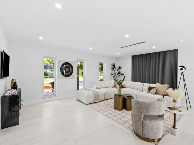 Palmetto Bay,Florida 33158,Sold,1013