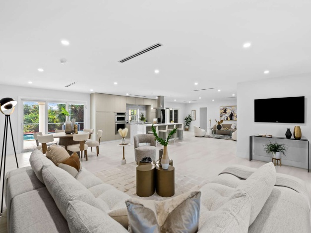 Palmetto Bay,Florida 33158,Sold,1013
