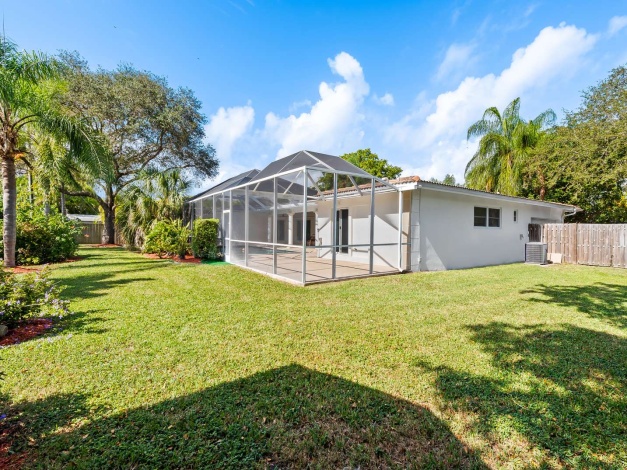 Palmetto Bay,Florida 33158,Sold,1013