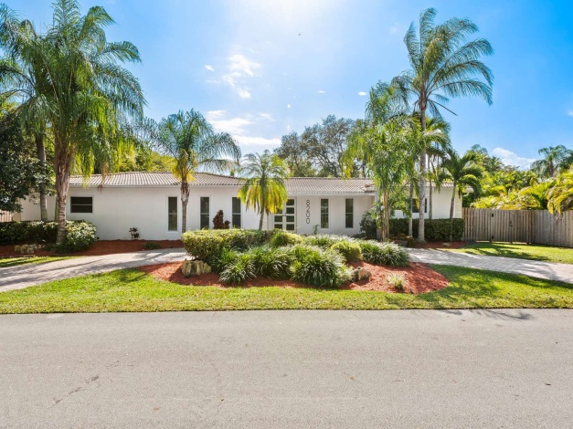 Palmetto Bay,Florida 33158,Sold,1013