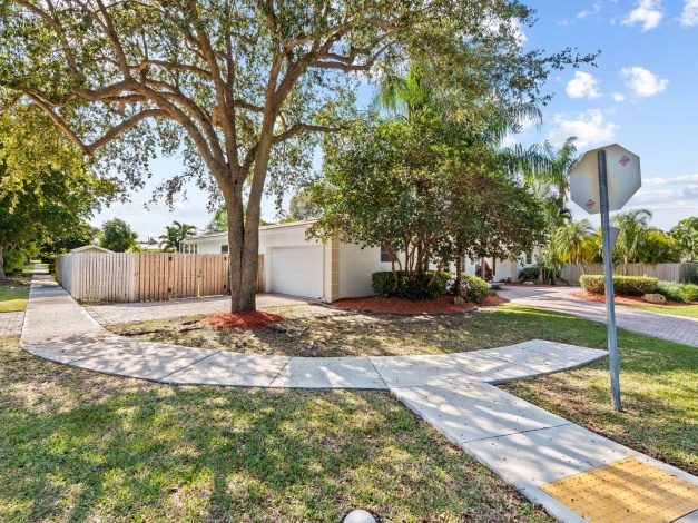 Palmetto Bay,Florida 33158,Sold,1013