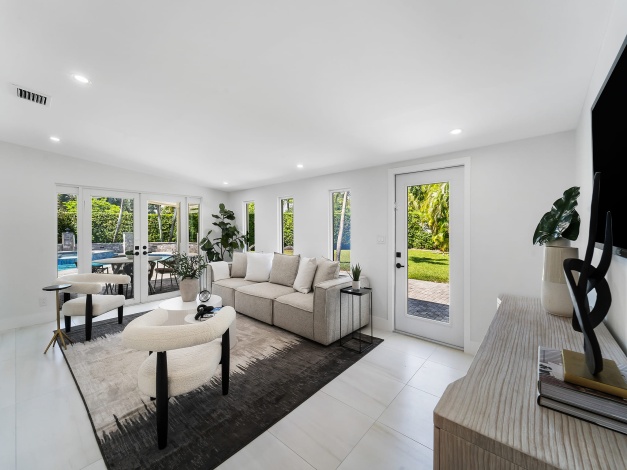 Miami,Florida 33156,Sold,1014