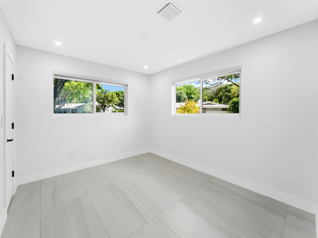 Miami,Florida 33156,Sold,1014