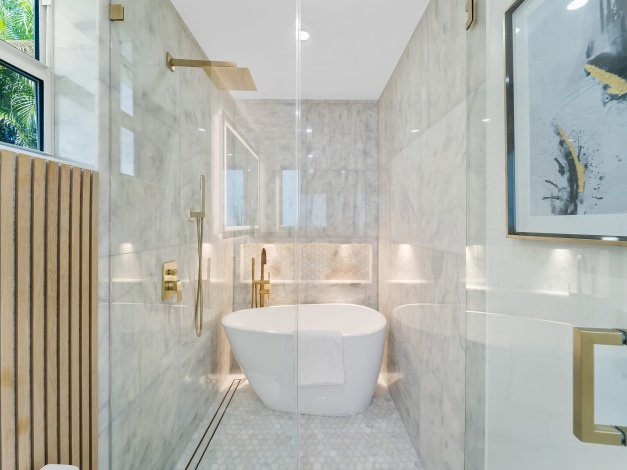 Miami,Florida 33156,Sold,1014
