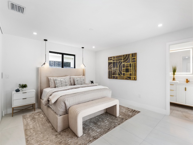 2320 NE 194th St,Miami,FL 33180 Miami,Florida 33180,Sold,2320 NE 194th St,Miami,FL 33180,1015